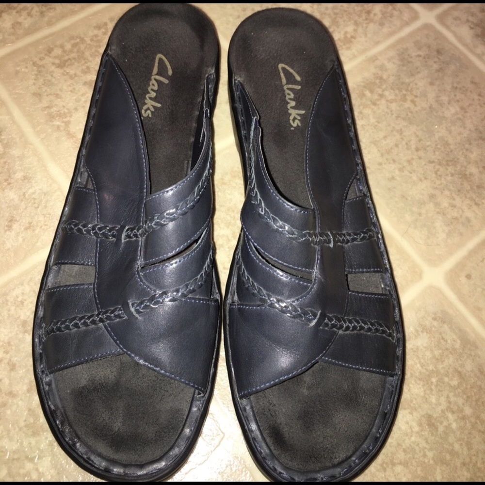 Navy Blue Clarks EUC